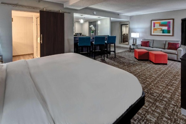 DoubleTree By Hilton Hotel Jackson image 17